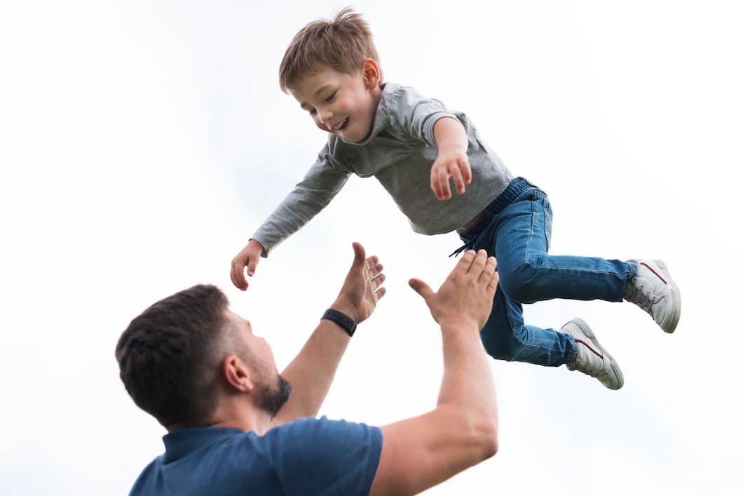 pai e filho brincando de vista baixa 23 2148684654